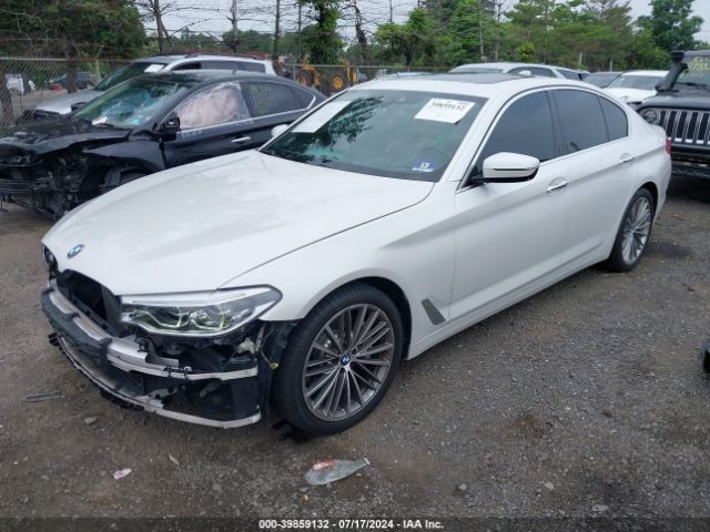 WBAJE7C38HG886931 BMW 540i Xdrive
