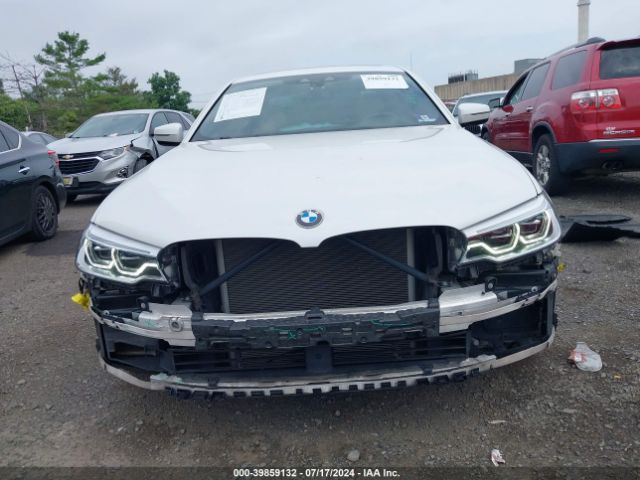 WBAJE7C38HG886931 BMW 540i Xdrive