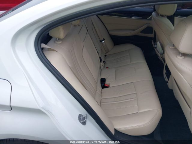 WBAJE7C38HG886931 BMW 540i Xdrive