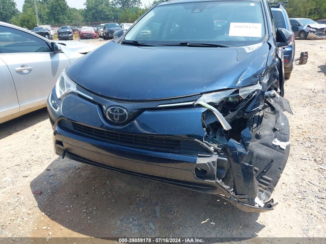 Toyota RAV4 LE 2018 JTMZFREV4JJ723621 Image 12