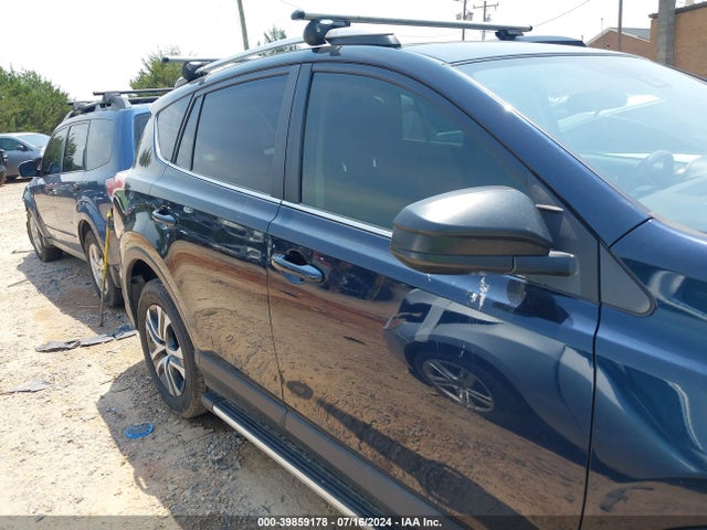 Toyota RAV4 LE 2018 JTMZFREV4JJ723621 Image 13