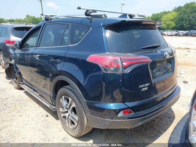 Toyota RAV4 LE 2018 JTMZFREV4JJ723621 Image 3