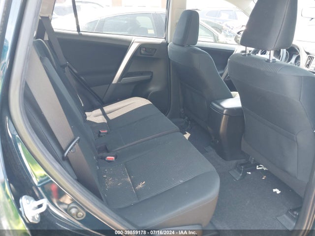 Toyota RAV4 LE 2018 JTMZFREV4JJ723621 Image 8