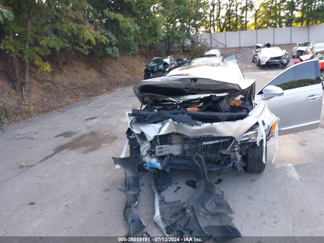 1G4ZS5SS8HU133313 Buick Lacrosse Premium