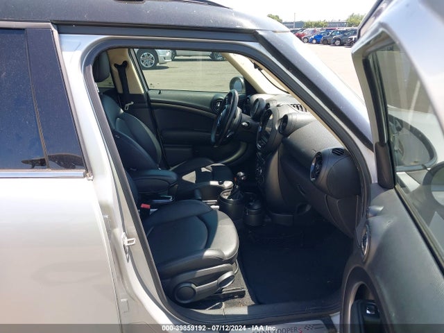2013 MINI COUNTRYMAN WMWZC3C57DWP24940 Photo 4