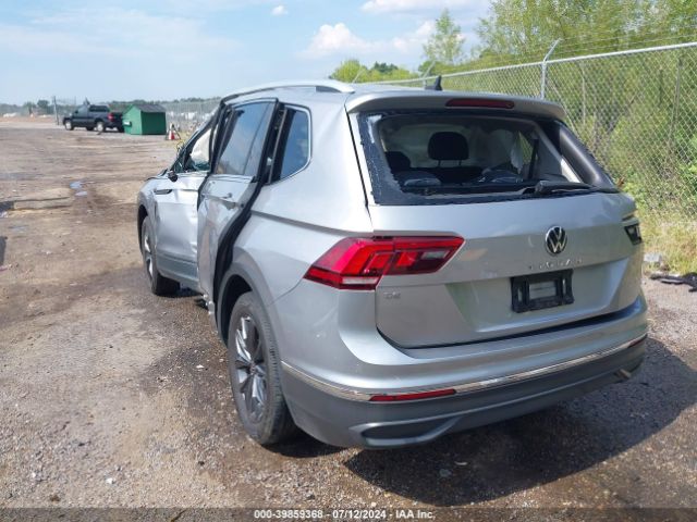 3VV3B7AX0NM077517 Volkswagen Tiguan 2.0t Se