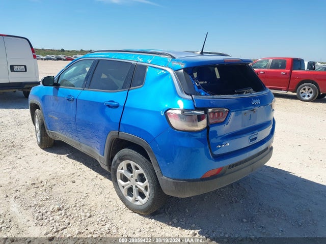 3C4NJDBNXRT119371 Jeep Compass Latitude 4x4