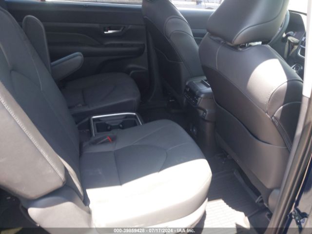 Toyota Grand Highlander Platinum 2024 5TDAAAB50RS055154 Image 8