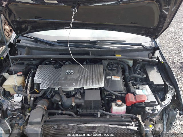 Toyota Prius Two 2016 JTDKBRFU5G3506384 Image 10