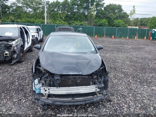 Toyota Prius Two 2016 JTDKBRFU5G3506384 Image 13