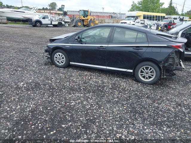 Toyota Prius Two 2016 JTDKBRFU5G3506384 Image 15