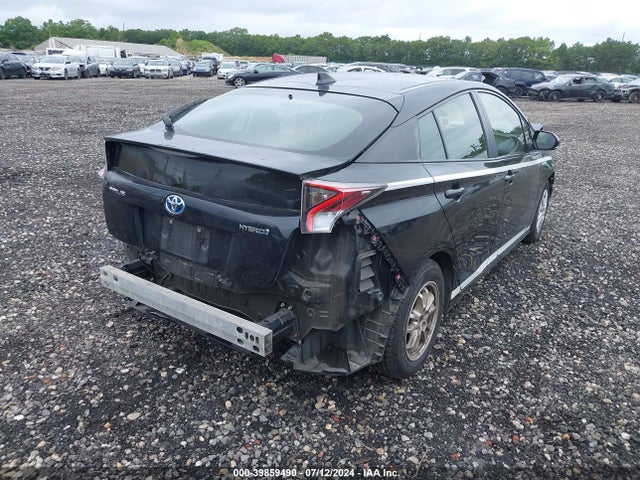 Toyota Prius Two 2016 JTDKBRFU5G3506384 Image 4