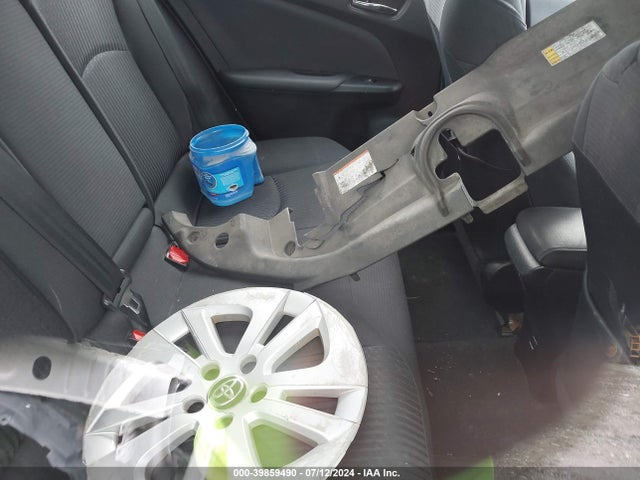 Toyota Prius Two 2016 JTDKBRFU5G3506384 Image 8