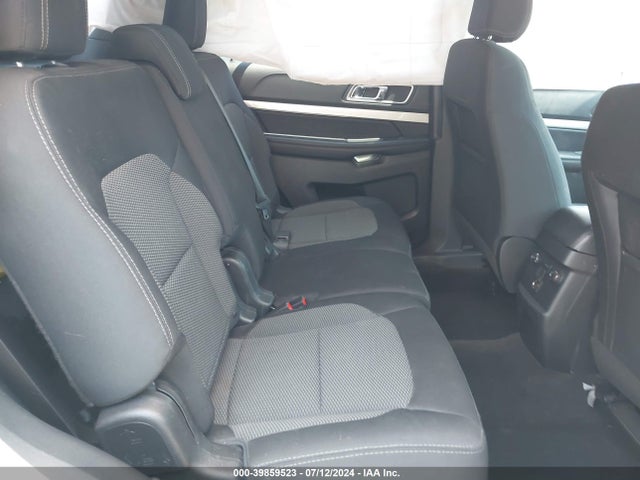 Ford EXPLORER XLT 2017 1FM5K7D87HGC88557 Image 8