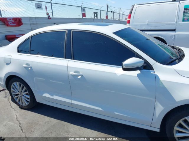 3VWL17AJ2GM205673 Volkswagen Jetta 1.8t Sel
