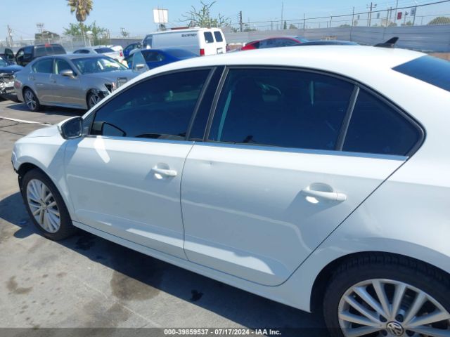 3VWL17AJ2GM205673 Volkswagen Jetta 1.8t Sel