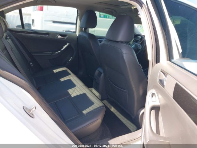 3VWL17AJ2GM205673 Volkswagen Jetta 1.8t Sel