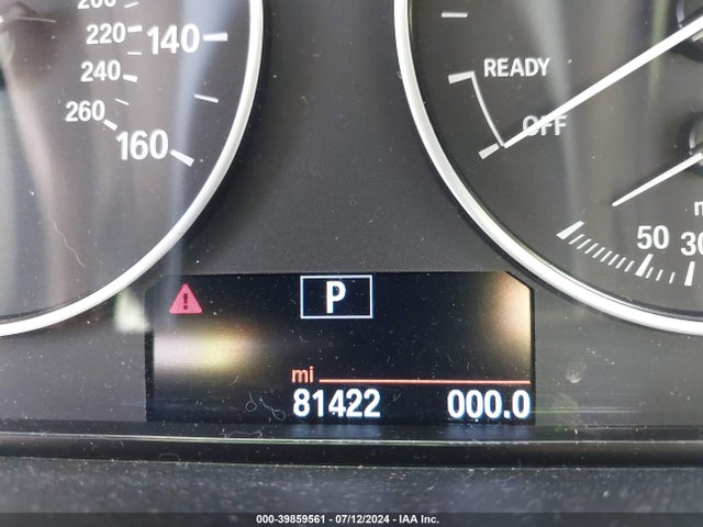 BMW 320i 2016 WBA8E1G56GNT36578 Image 15