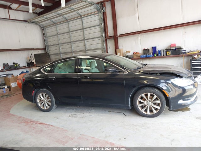 Chrysler 200 C 2015 1C3CCCCBXFN576780 Image 13
