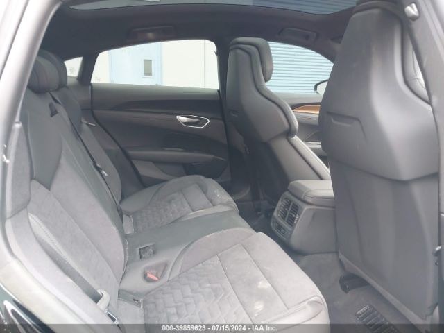 WAUFJBFW5P7004302 Audi E-tron Gt Premium Plus Quattro