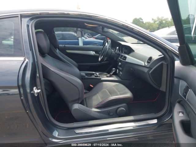 WDDGJ4HB3FG438106 Mercedes-Benz C 250