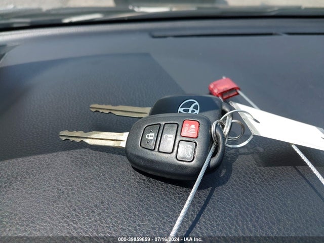 Toyota Rav4 Xle 2015 2T3RFREVXFW378538 Image 11