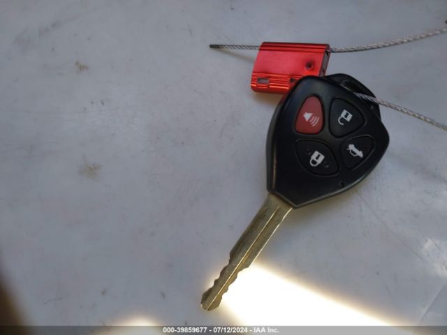 2T1BURHE5KC185012 Toyota COROLLA LE
