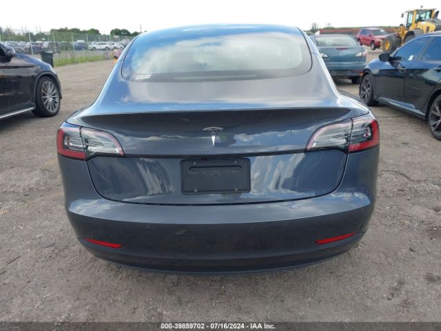 5YJ3E1EA7NF330443 Tesla Model 3 Rear-wheel Drive
