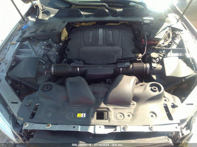 2011 JAGUAR XJ SAJWA1CB2BLV12100 Photo 9