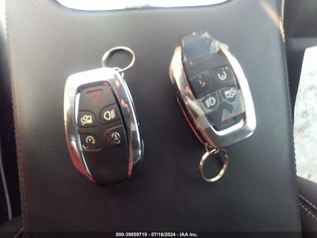 2011 JAGUAR XJ SAJWA1CB2BLV12100 Photo 10