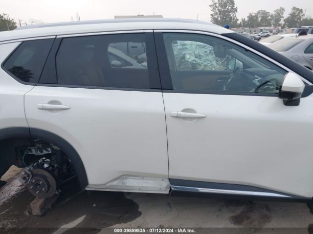 JN8AT3DC3MW107861 Nissan Rogue Platinum Fwd