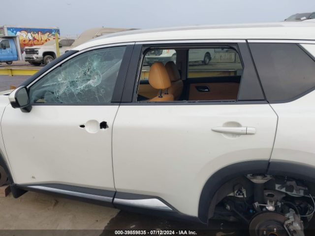 JN8AT3DC3MW107861 Nissan Rogue Platinum Fwd