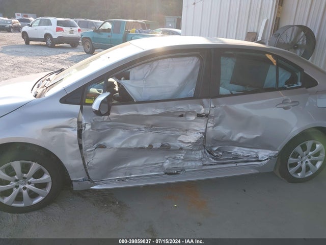 Toyota COROLLA LE 2022 5YFEPMAE6NP375360 Image 6