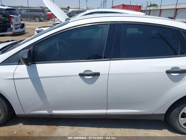 Ford FOCUS S 2017 1FADP3E28HL231916 Image 14