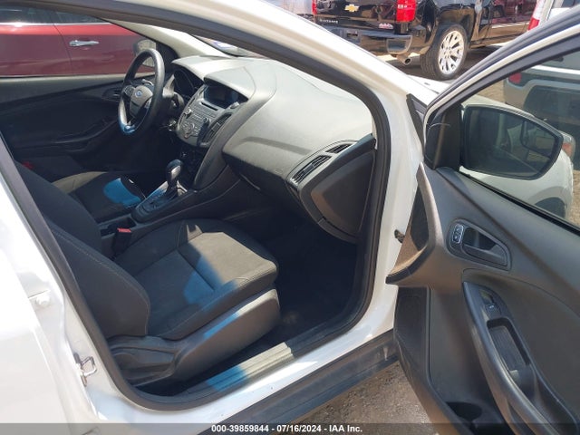 Ford FOCUS S 2017 1FADP3E28HL231916 Image 5
