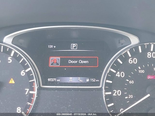 5N1DR2MN7JC650576 Nissan Pathfinder Sl