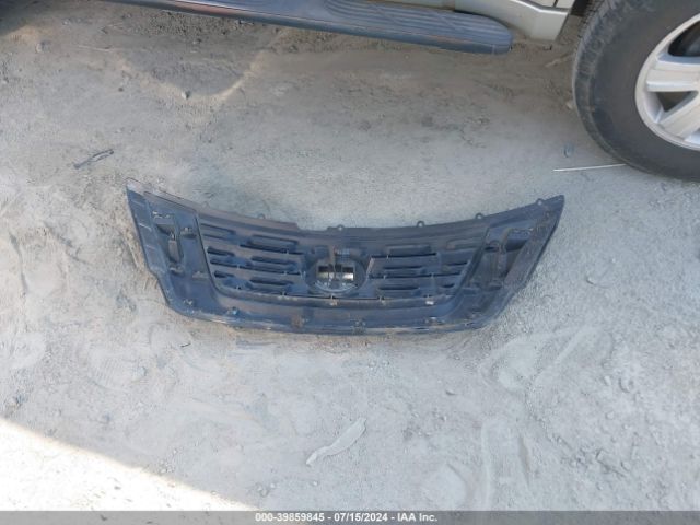 5N1DR2MN7JC650576 Nissan Pathfinder Sl