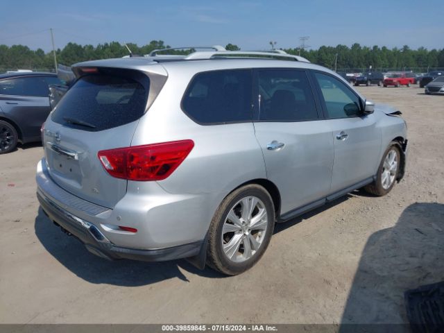5N1DR2MN7JC650576 Nissan Pathfinder Sl