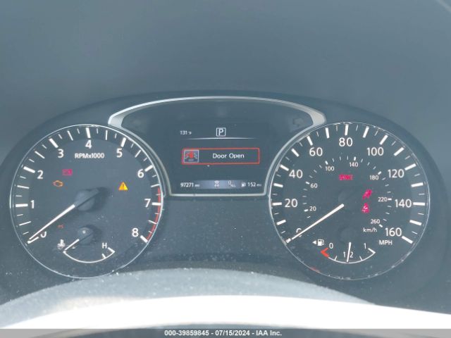 5N1DR2MN7JC650576 Nissan Pathfinder Sl
