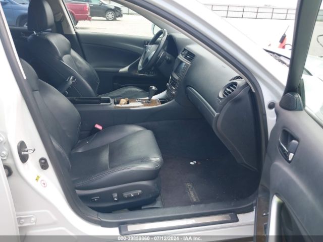 2011 LEXUS IS 350 JTHCE5C2XB5000830 Photo 4