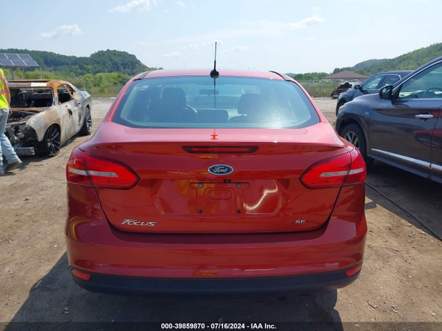 Ford FOCUS SE 2018 1FADP3F25JL257877 Image 17