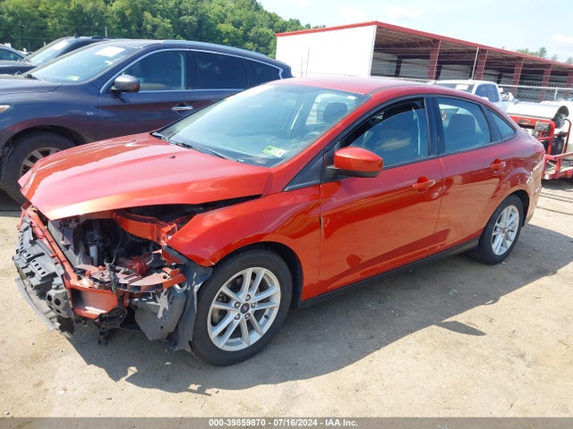 Ford FOCUS SE 2018 1FADP3F25JL257877 Image 2