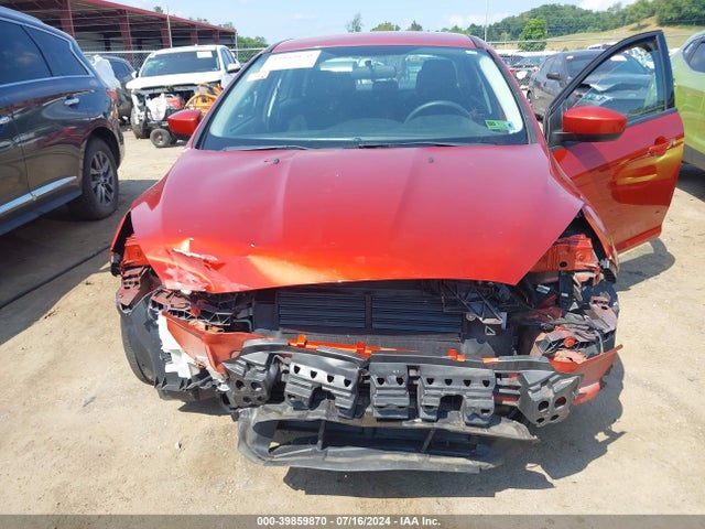 Ford FOCUS SE 2018 1FADP3F25JL257877 Image 6