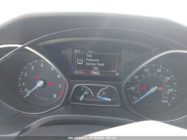 Ford FOCUS SE 2018 1FADP3F25JL257877 Image 7