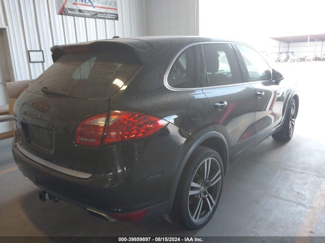 2011 PORSCHE CAYENNE WP1AB2A28BLA52082 Photo 3
