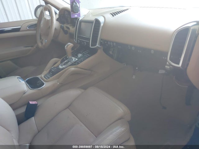 2011 PORSCHE CAYENNE WP1AB2A28BLA52082 Photo 4