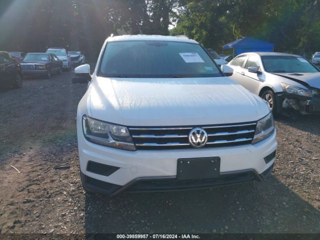 3VV3B7AX8MM039502 Volkswagen Tiguan 2.0t Se/2.0t Se R-line Black/2.0t Sel