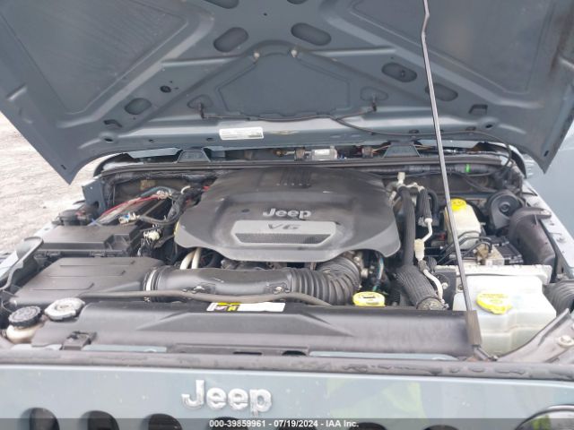 1C4BJWDG3FL733683 Jeep Wrangler Unlimited Sport