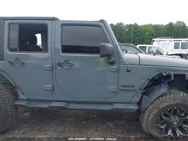 1C4BJWDG3FL733683 Jeep Wrangler Unlimited Sport