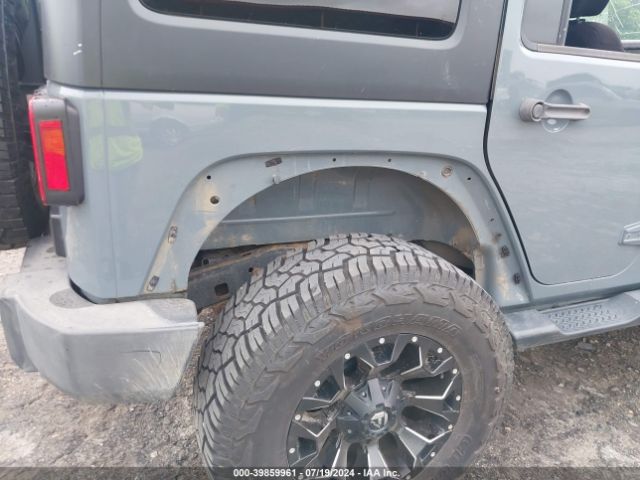 1C4BJWDG3FL733683 Jeep Wrangler Unlimited Sport